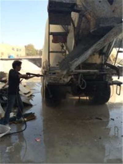 高壓清洗機(jī)混凝土清洗1