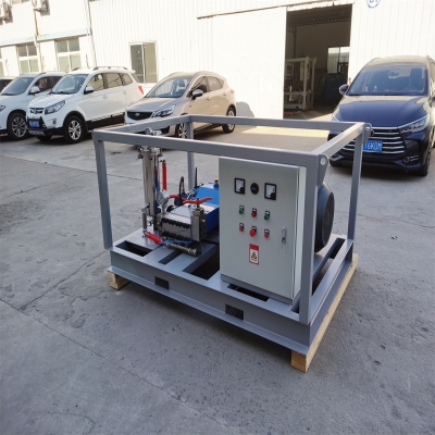 1500公斤超高壓清洗機(jī)-純水除銹