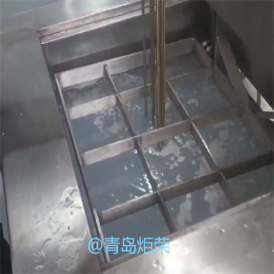 超聲波清洗機在養(yǎng)雞設備鏈條清洗中的應用